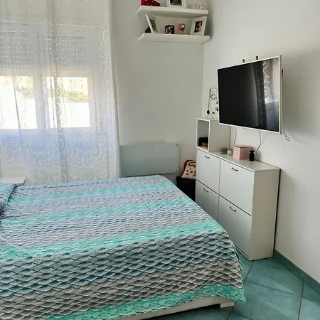 Lägenhet Appartamento Anzio